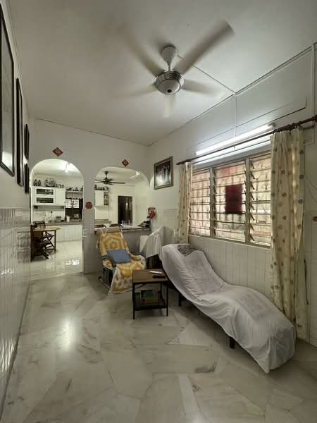 Taman Rapat Damai untuk Untuk Dijual - RM 550,000, Apr 2026 - Living Room - PropertyGuru.com.my