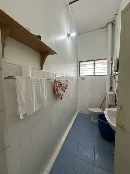 Taman Rapat Damai untuk Untuk Dijual - RM 550,000, Apr 2026 - Bathroom - PropertyGuru.com.my