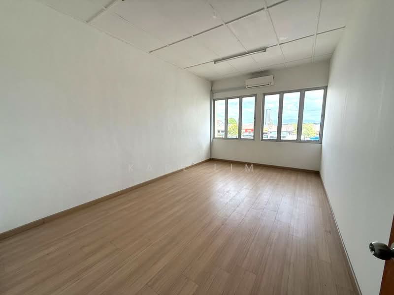 Kedai / Pejabat untuk Dijual di Taman Perling (Perling) - Karl Lim - Interior - PropertyGuru.com.my