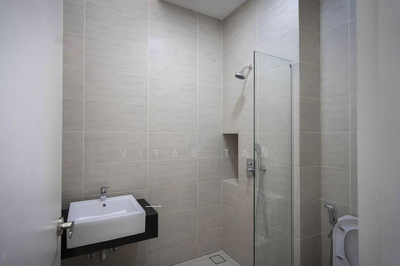 Semi-Detached House for Sale in Setia Alam (Selangor) - Vitas Tan - Bathroom - PropertyGuru.com.my