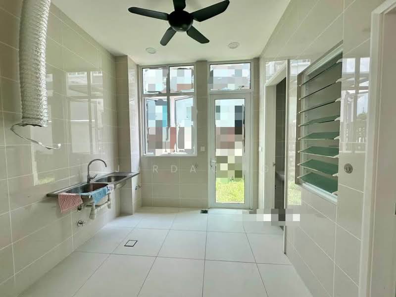 Semi-Detached House for Sale in Setia Eco Park (Setia Alam) - Jordan Ng - Kitchen - PropertyGuru.com.my