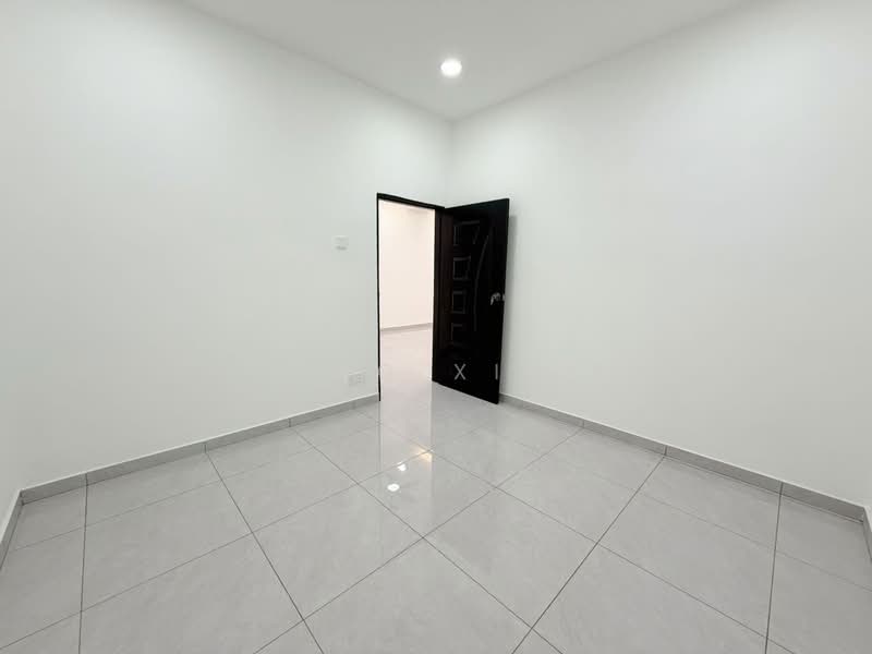 1-storey Terraced House for Sale in Taman Puteri Wangsa (Ulu Tiram) - Ing Xin - PropertyGuru.com.my