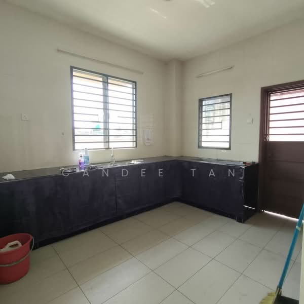 SETIA BAYUEMAS untuk Untuk Disewa - RM 2,100 /bulan, Apr 2026 - Kitchen - PropertyGuru.com.my