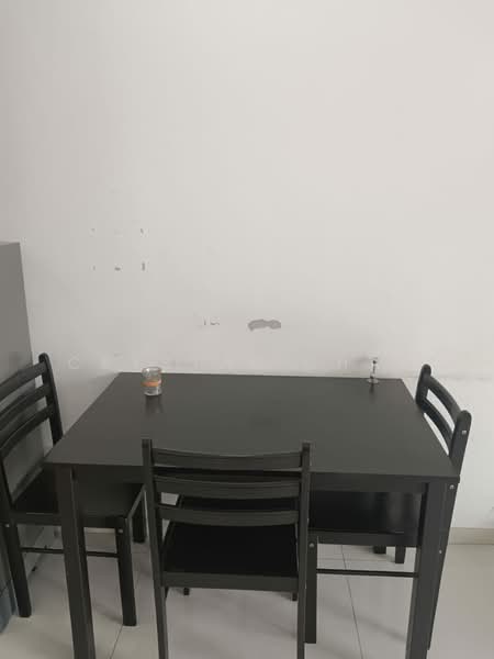 Kediaman Servis untuk Dijual di Country Garden Central Park - Crystal Chan - Dining Room - PropertyGuru.com.my