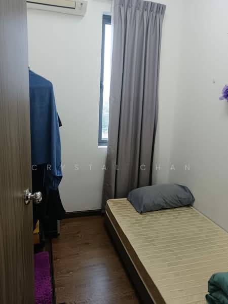 Kediaman Servis untuk Dijual di Country Garden Central Park - Crystal Chan - Bedroom - PropertyGuru.com.my