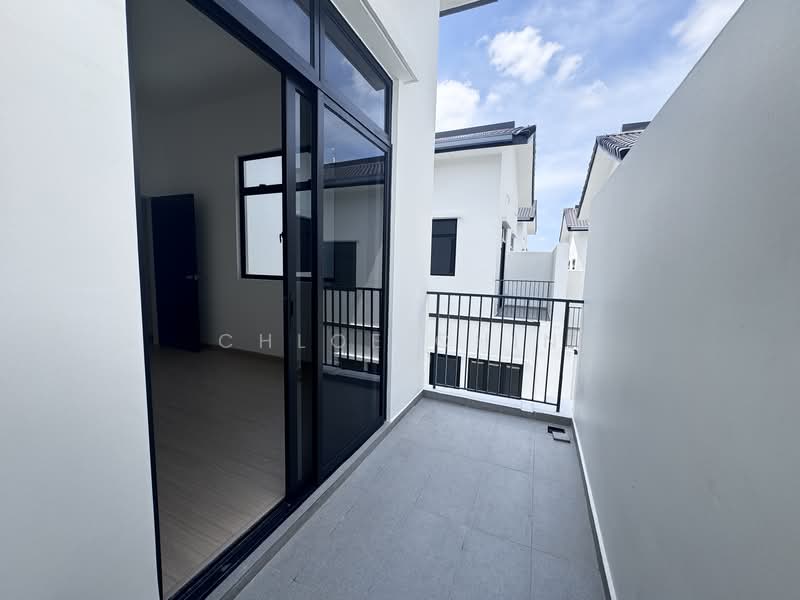 Cluster House for Rent in Iskandar Puteri (Nusajaya) (Johor) - Chloe Chin - Balcony - PropertyGuru.com.my