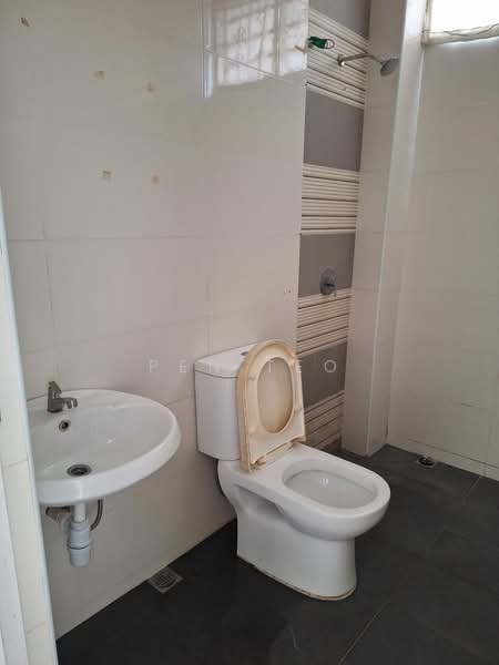 2.5 Storey Semi-Detached, Zan Villas, Sungai Ara, Bayan Lepas, Penang. untuk Untuk Dijual - RM 1,450,000, Apr 2026 - Bathroom - PropertyGuru.com.my