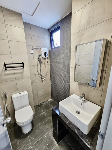 Apartment for Sale at D7 (D'Seven Lagoon Perdana) - Sean Saw - PropertyGuru.com.my