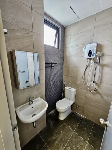 Apartment for Sale at D7 (D'Seven Lagoon Perdana) - Sean Saw - PropertyGuru.com.my