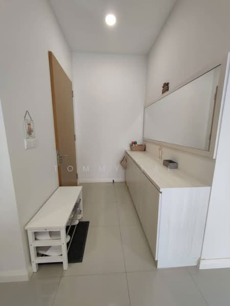 Service Residence for Rent at D'Pristine - Tommy Tai - Entrance - PropertyGuru.com.my