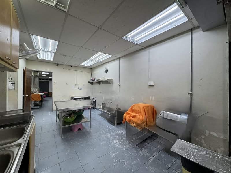Shop for Rent in Bandar Menjalara (Kuala Lumpur) - David Sin - Kitchen - PropertyGuru.com.my