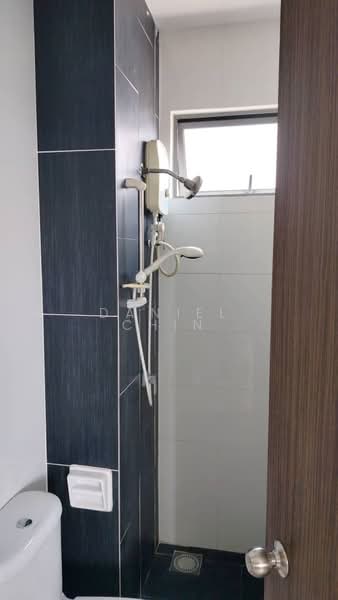 Service Residence for Sale at Seasons Garden Residences - Daniel Chin - Bathroom - PropertyGuru.com.my