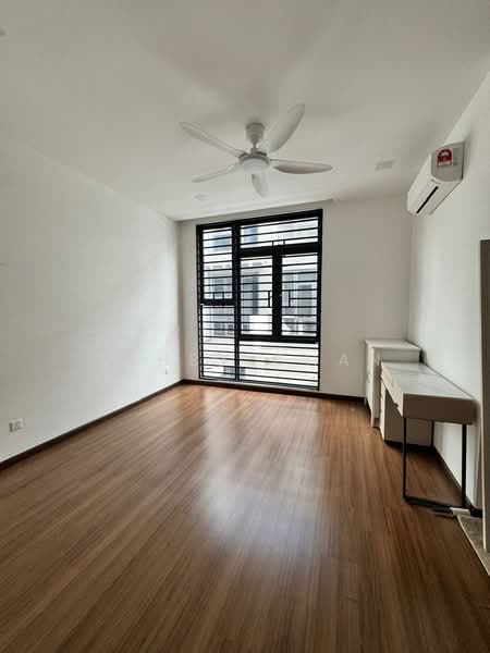 3-storey Terraced House for Rent in BANDAR PUCHONG JAYA (Puchong) - Ashby Chan - Bedroom - PropertyGuru.com.my