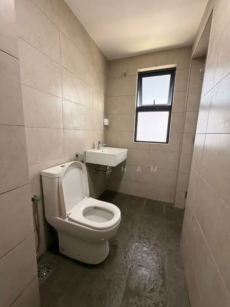 Untuk Disewa - M Luna