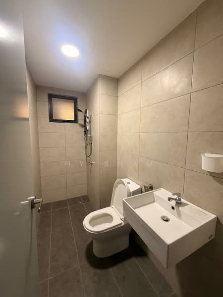 Untuk Disewa - M Luna