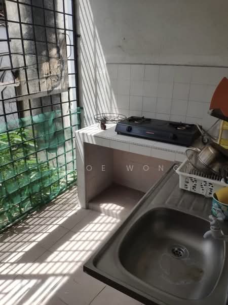 2-storey Terraced House for Rent in Usj 6 (Subang Jaya) - Chloe Wong - Kitchen - PropertyGuru.com.my
