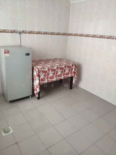 2-storey Terraced House for Rent in Usj 6 (Subang Jaya) - Chloe Wong - Kitchen - PropertyGuru.com.my