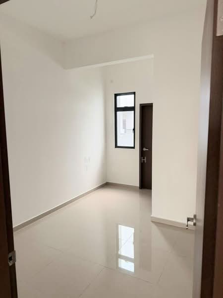2-storey Terraced House for Rent in Bandar Dato Onn (Tebrau) - Samantha Tang - Bedroom - PropertyGuru.com.my
