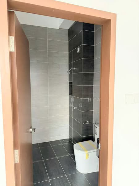 2-storey Terraced House for Rent in Bandar Dato Onn (Tebrau) - Samantha Tang - Bathroom - PropertyGuru.com.my