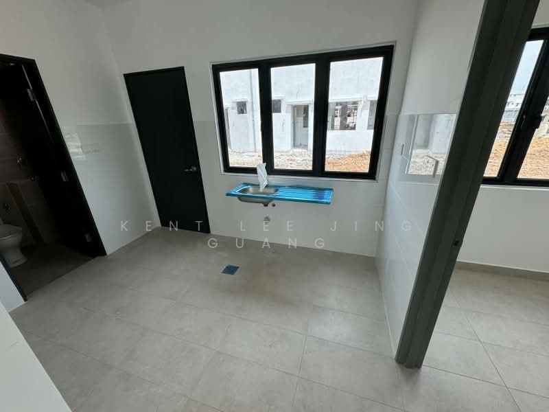 Rumah Teres 2 Tingkat untuk Dijual di Bukit Raja (Selangor) - Kent Lee Jing Guang - Bathroom - PropertyGuru.com.my