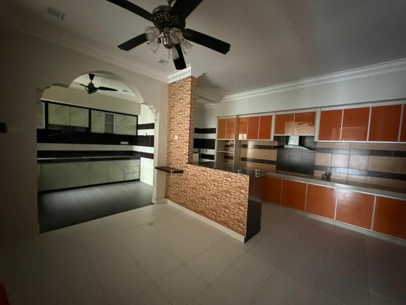Cluster House for Sale in Masai (Johor) - Jyez Lee - Kitchen - PropertyGuru.com.my