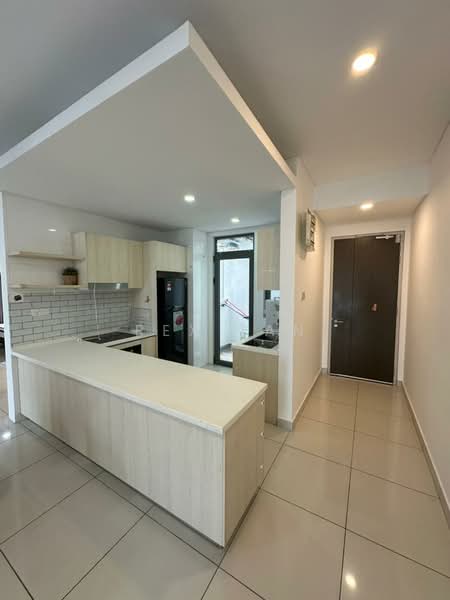 Condominium for Rent at Vivo Residential Suites - Rex Tan - Kitchen - PropertyGuru.com.my