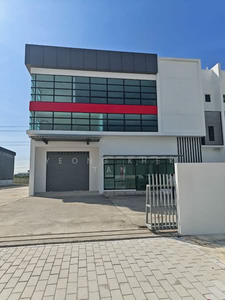 Semi-D Factory for Rent in Seksyen U1 (Glenmarie) - Yeong Khek Tan - Exterior - PropertyGuru.com.my