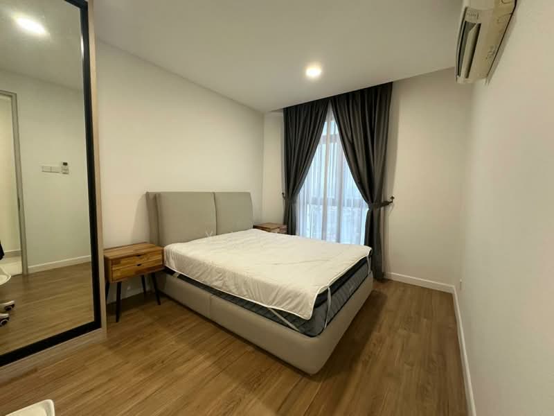 Condominium for Rent at Vivo Residential Suites - Yi Jun - Bedroom - PropertyGuru.com.my