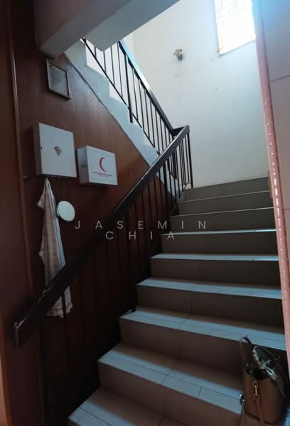 2-storey Terraced House for Sale in Taman Sri Bintang (Kepong) - Jasemin Chia - Corridor - PropertyGuru.com.my