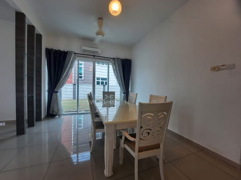 Rumah Banglo untuk Disewa di Paya Rumput (Melaka) - Woon . - Dining Room - PropertyGuru.com.my
