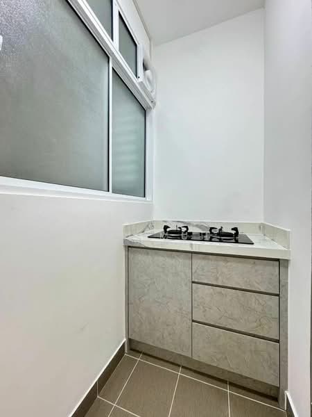 Bayu Residensi untuk Untuk Disewa - RM 1,800 /bulan, Apr 2026 - Kitchen - PropertyGuru.com.my