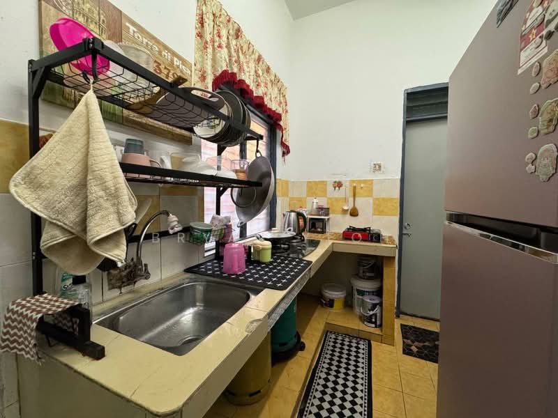 Apartment for Sale at Mentari Court - Bryan Yeoh - Kitchen - PropertyGuru.com.my