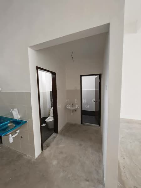 Shop / Office for Rent in Masai (Johor) - Fu Heng Chong - Bathroom - PropertyGuru.com.my