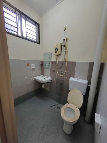 Bandar Putra Kulai Bandars Putras Kulais untuk Untuk Dijual - RM 488,000, Apr 2026 - Bathroom - PropertyGuru.com.my