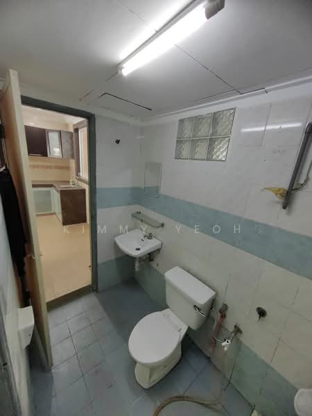 Terraced House for Sale in Bandar Botanic (Klang) - Kimmy Yeoh - Ground floor Bathroom - PropertyGuru.com.my