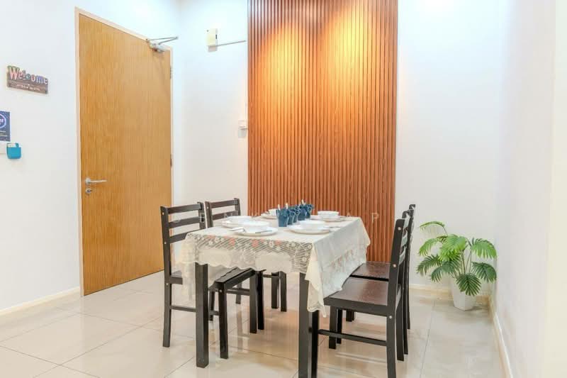 Service Residence for Sale at D'Pristine - Genki Yap - Dining Room - PropertyGuru.com.my