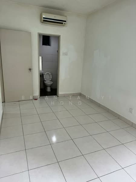 Sky Awani Residensi 1 untuk Untuk Disewa - RM 1,400 /bulan, Apr 2026 - Bathroom - PropertyGuru.com.my