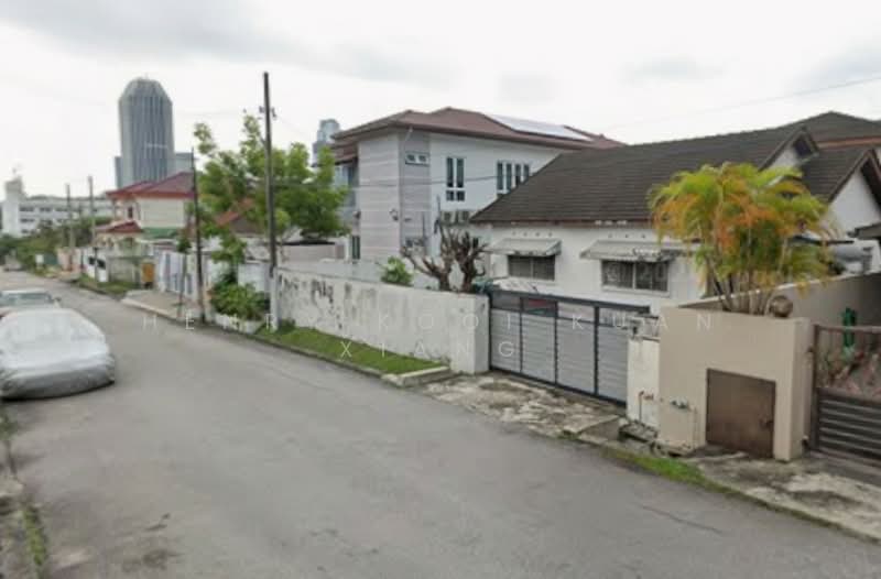 Semi-Detached House for Sale in Petaling Jaya (Selangor) - Henry Kooi Kuan Xiang - Exterior - PropertyGuru.com.my