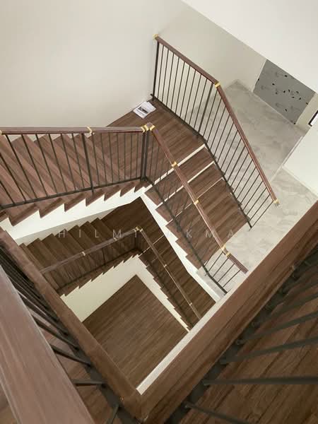 3 floor Stairs