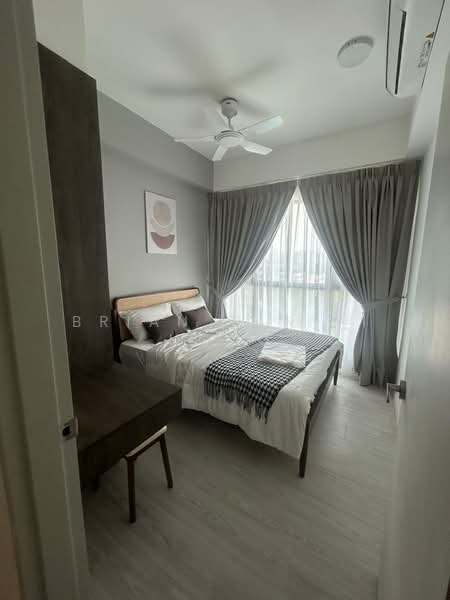 For Rent - Three33 Residence