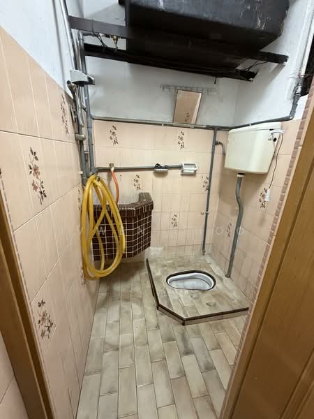 Untuk Disewa - Flat Taman Ungku Tun Aminah