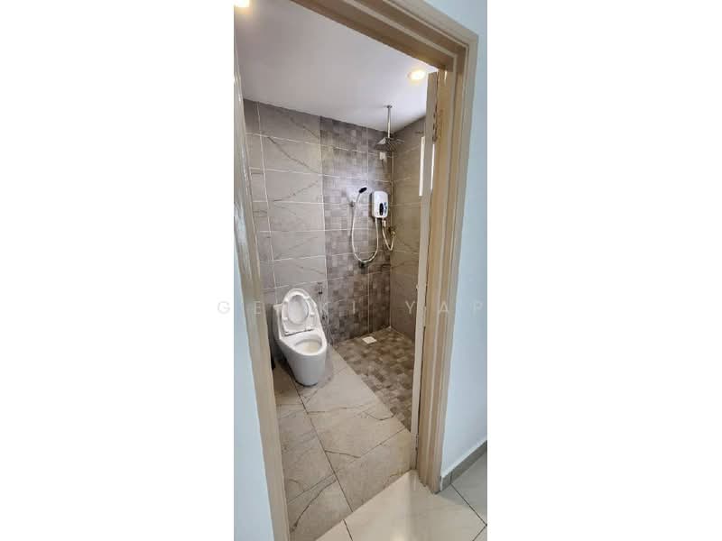 Service Residence for Sale at Pinnacle Tower - Genki Yap - Bathroom - PropertyGuru.com.my