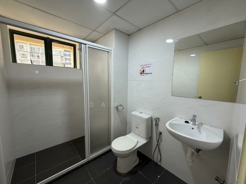 Vista Damai untuk Untuk Disewa - RM 4,300 /bulan, Apr 2026 - Bathroom - PropertyGuru.com.my