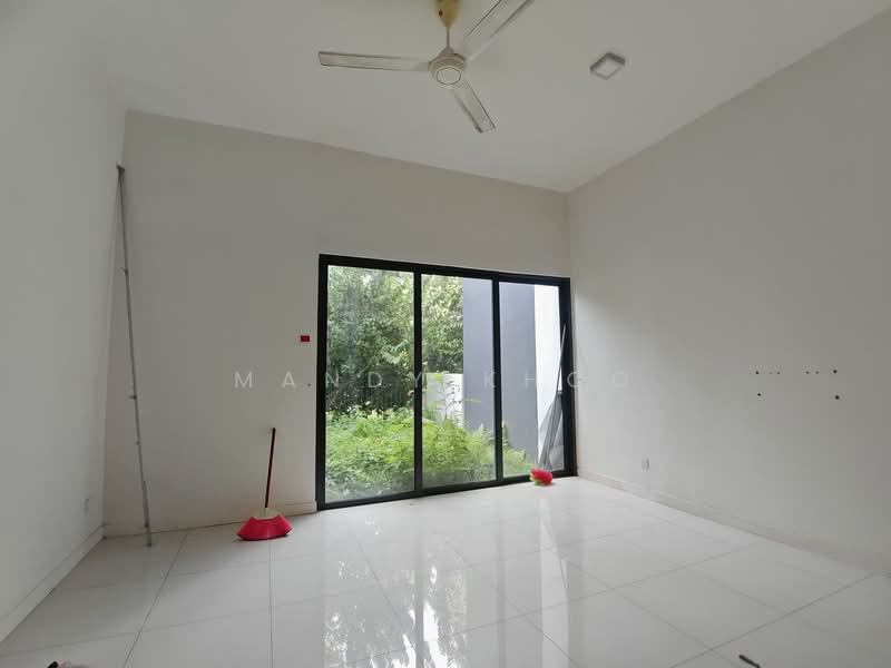 3-storey Terraced House for Sale in Ampang (Kuala Lumpur) - Mandy Khoo - Living Room - PropertyGuru.com.my