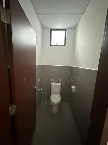 Austin Crest @ Shoplot untuk Untuk Disewa - RM 7,800 /bulan, Apr 2026 - Bathroom - PropertyGuru.com.my
