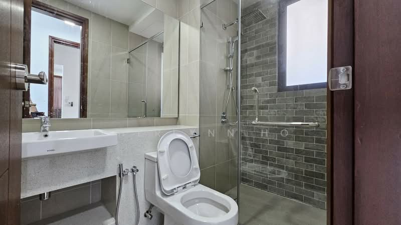 Condominium for Rent at Queens Residences Q2 @ Queens Waterfront - Zherlynn Ho - Bathroom - PropertyGuru.com.my
