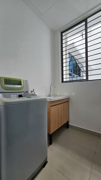 Condominium for Rent at Queens Residences Q2 @ Queens Waterfront - Zherlynn Ho - utility room - PropertyGuru.com.my