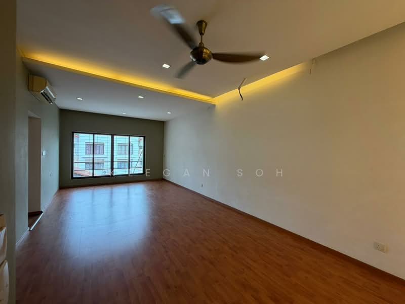 3-storey Terraced House for Sale in Sunway Spk (Kuala Lumpur) - Keegan Soh - Living Room - PropertyGuru.com.my