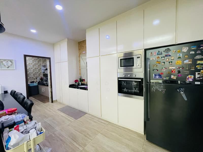 Rumah Teres 3 Tingkat untuk Dijual di Taman Melewar (Gombak) - Muhammad Najmi Bin Mohd Amin - Kitchen - PropertyGuru.com.my