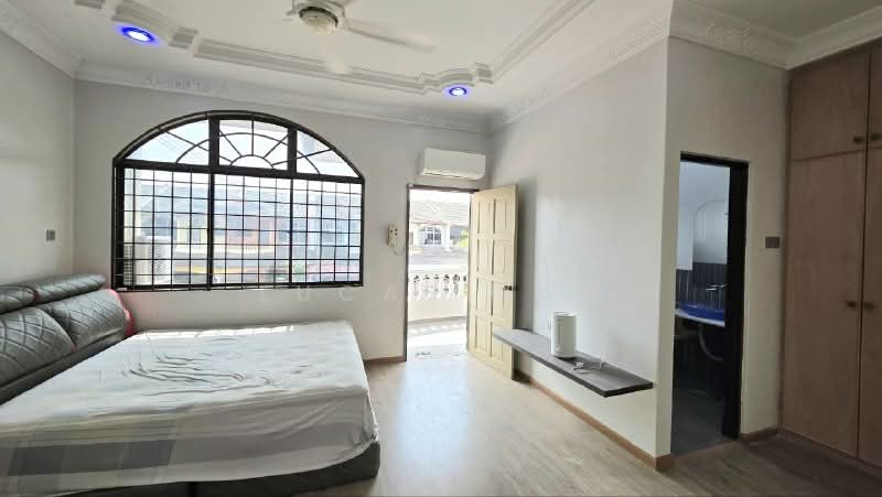 Ipoh Garden untuk Untuk Dijual - RM 360,000, Apr 2026 - Bedroom - PropertyGuru.com.my